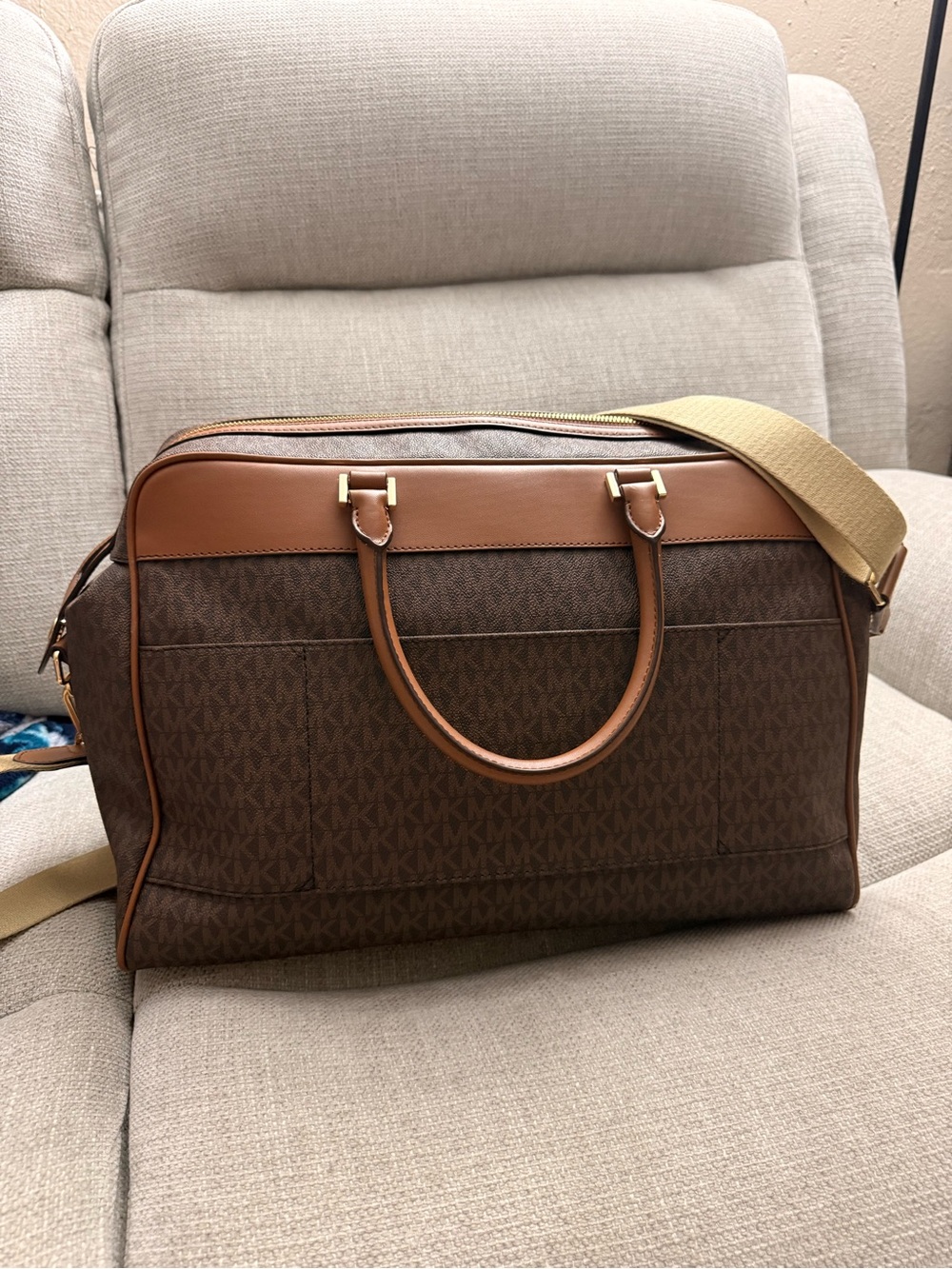 Michael Kors Brown Logo Bag - Picture 3 of 6